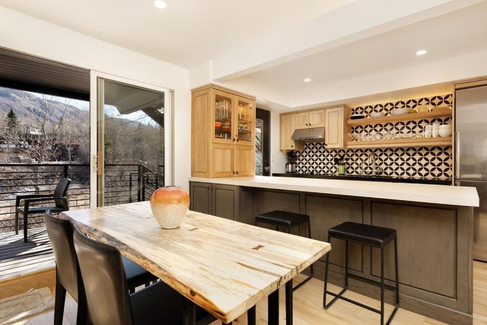 Chateau Roaring Fork Unit 25, Contemporary Condo With River Views, Close To Town Aspen Kültér fotó